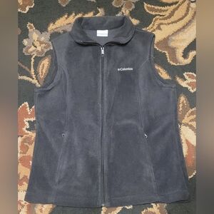 Columbia fleece vest